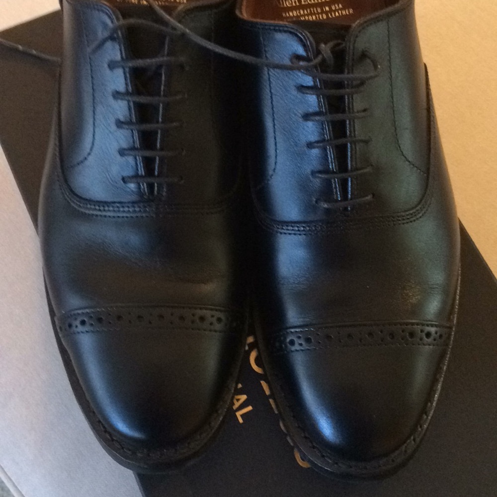 Allen Edmonds Fifth Avenue Cap-toe Oxford shoes - Picture 3 of 6